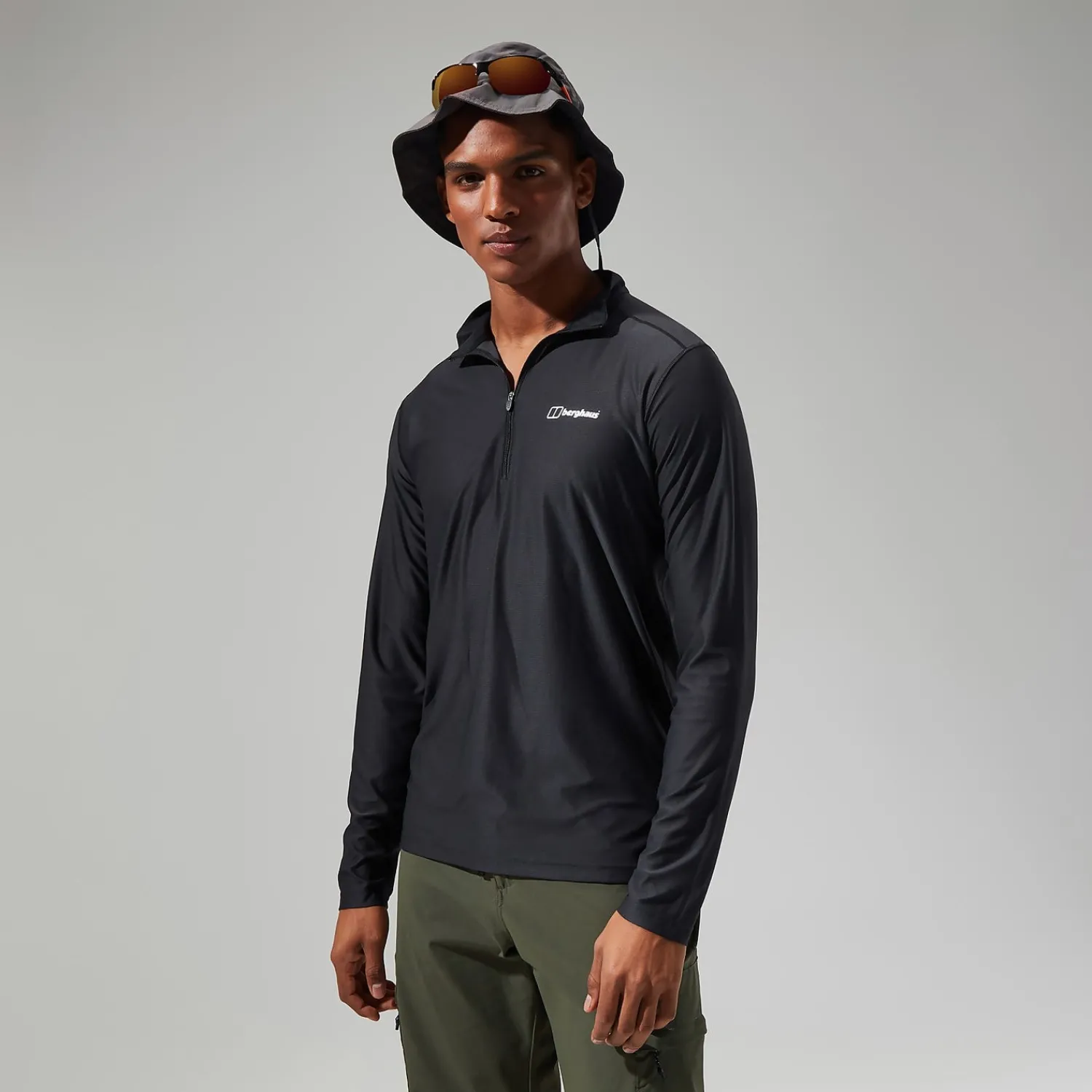 Berghaus Men's 24/7 Tech Tee Long Sleeve Half Zip - Black Clearance