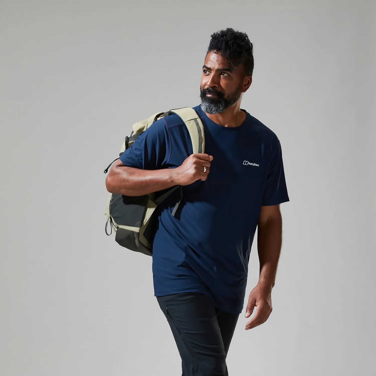 Berghaus Men's 24/7 Tech Tee Super Stretch Crew - Dark Blue Fashion