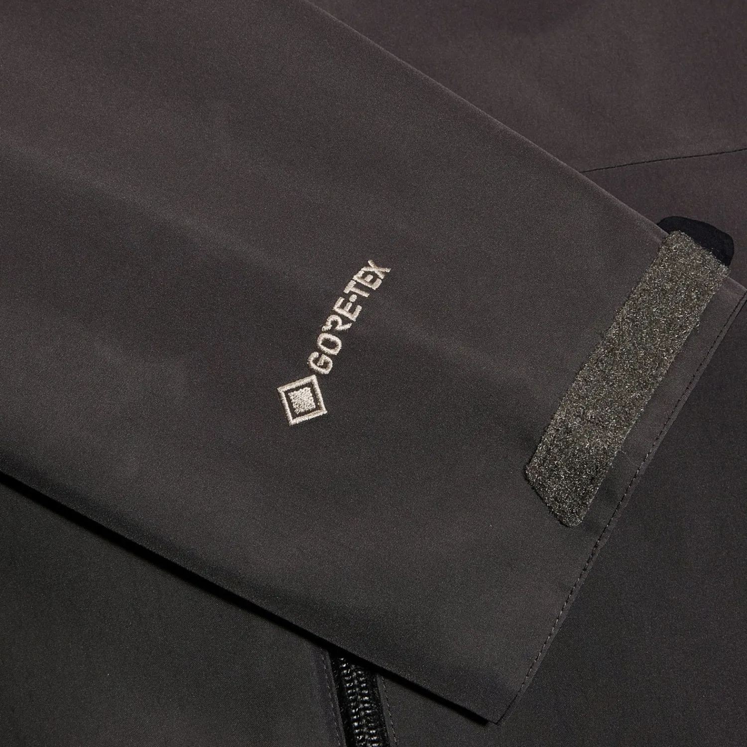 Berghaus Men's Bramblfell InterActive Gore-Tex Waterproof Jacket - Grey/Black Sale