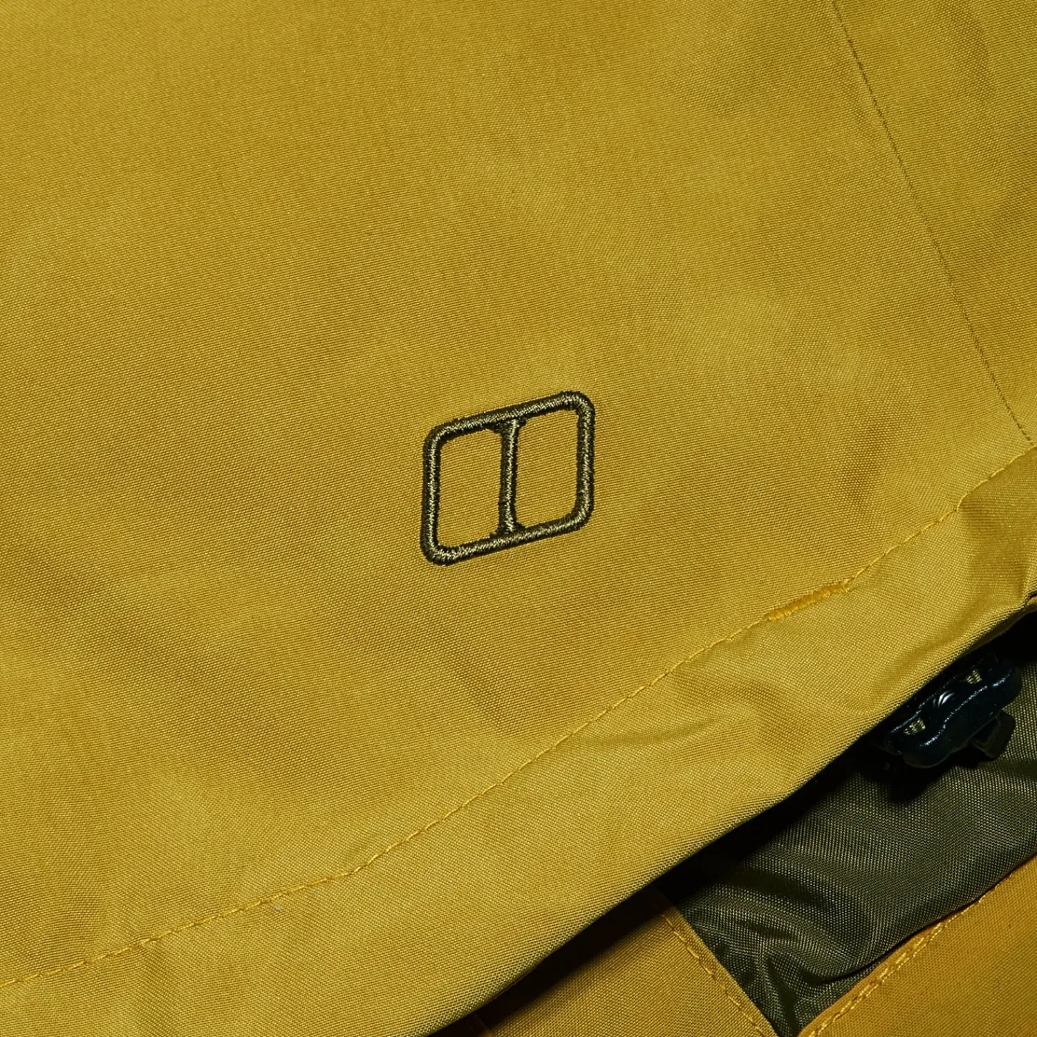 Berghaus Men's Bramblfell InterActive Gore-Tex Waterproof Jacket - Yellow Discount