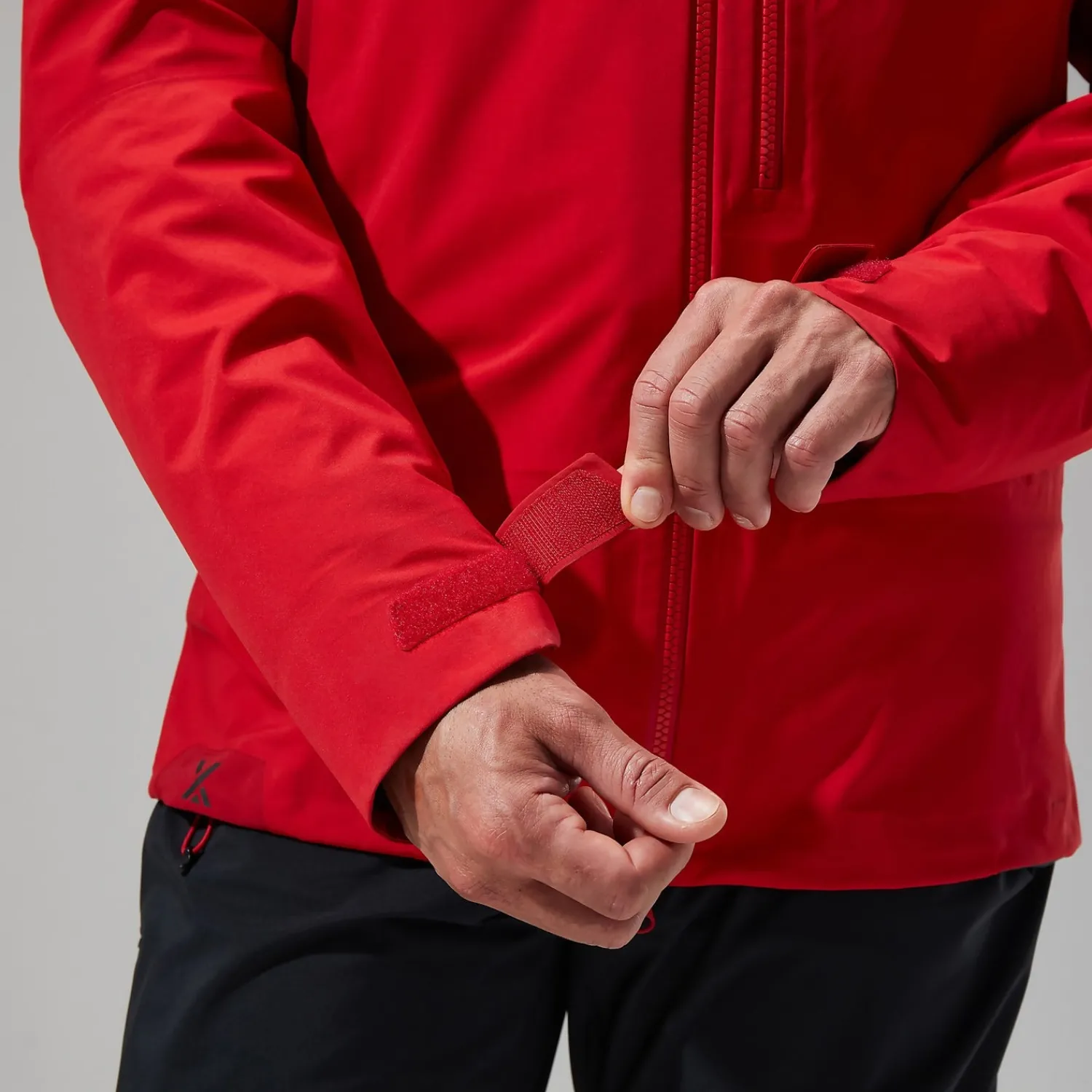 Berghaus Men's MTN Seeker GTX Jacket - Red Fashion