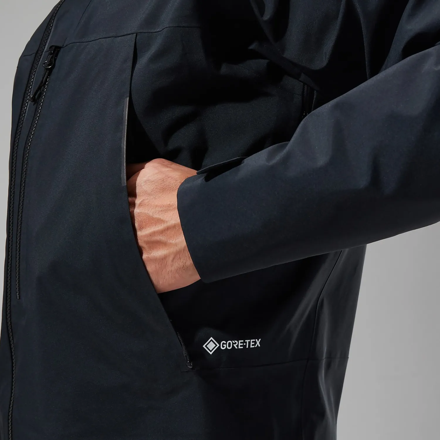 Berghaus Men's MTN Seeker GTX Jacket - Black Hot