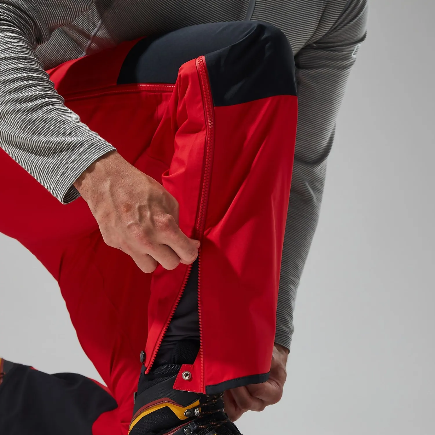 Berghaus Men's MTN Seeker GTX Pant - Red/Black Outlet