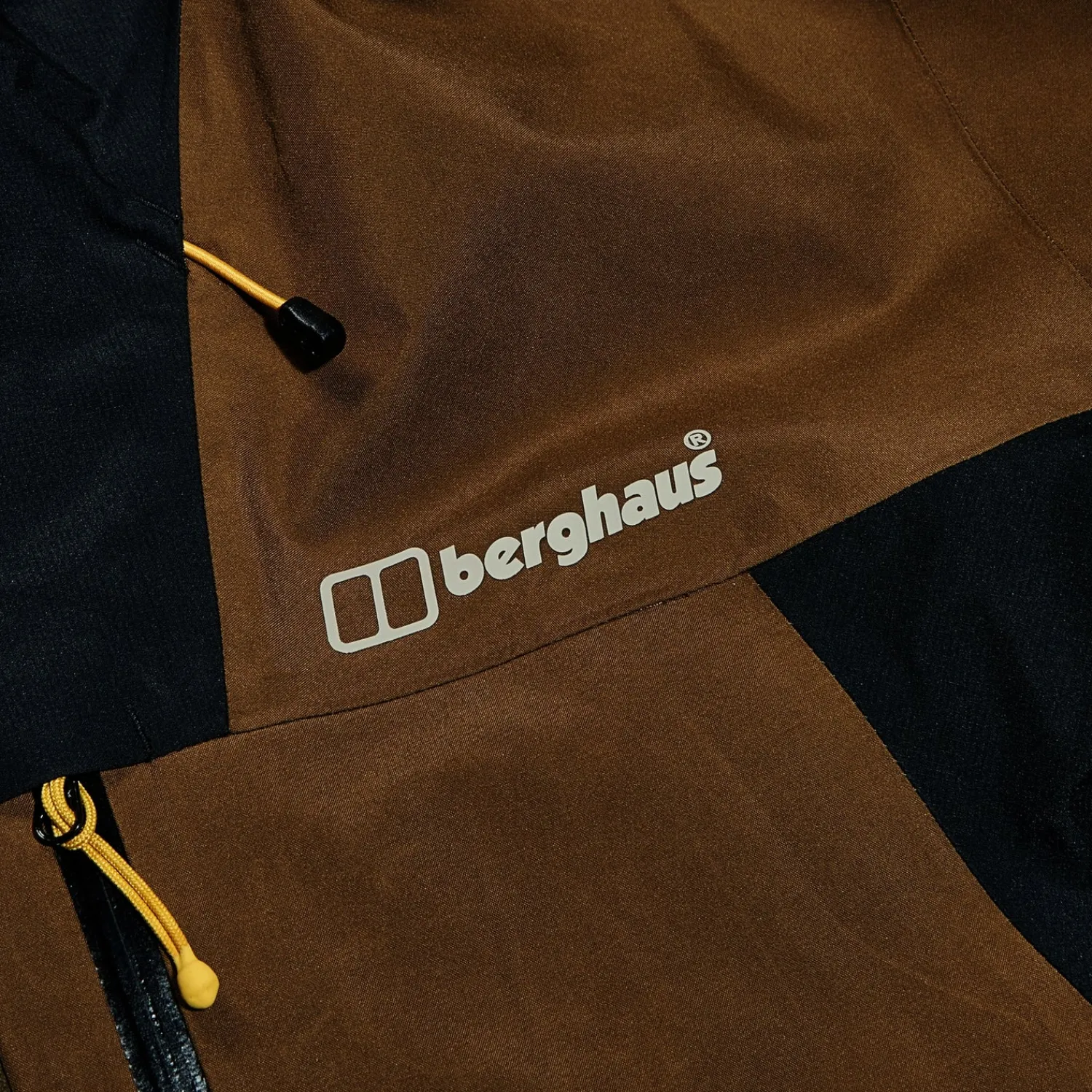 Berghaus Men's Ridge-Seeker Waterproof Jacket - Brown/Black Clearance