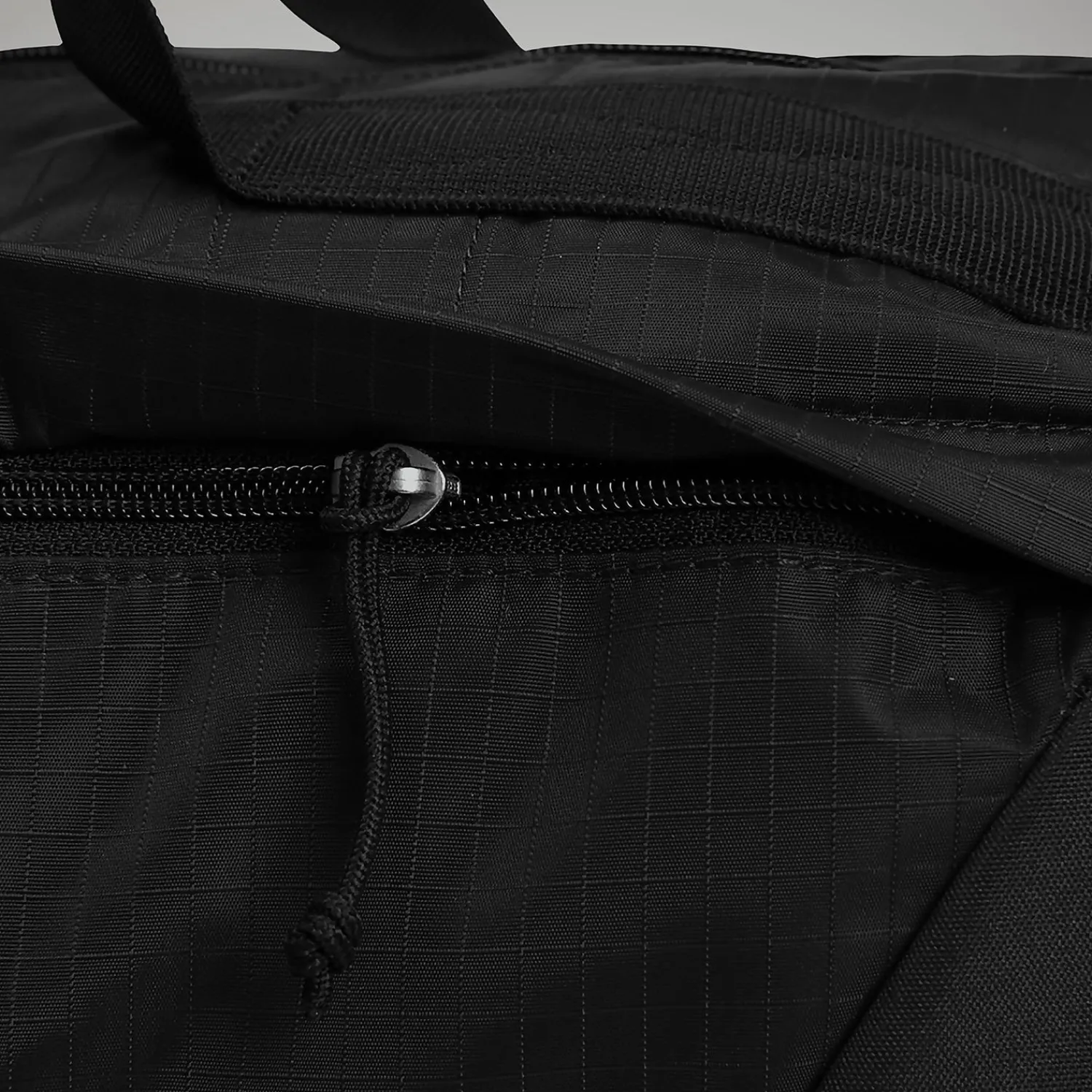 Berghaus Unisex Carryall Mule 30 - Black Clearance