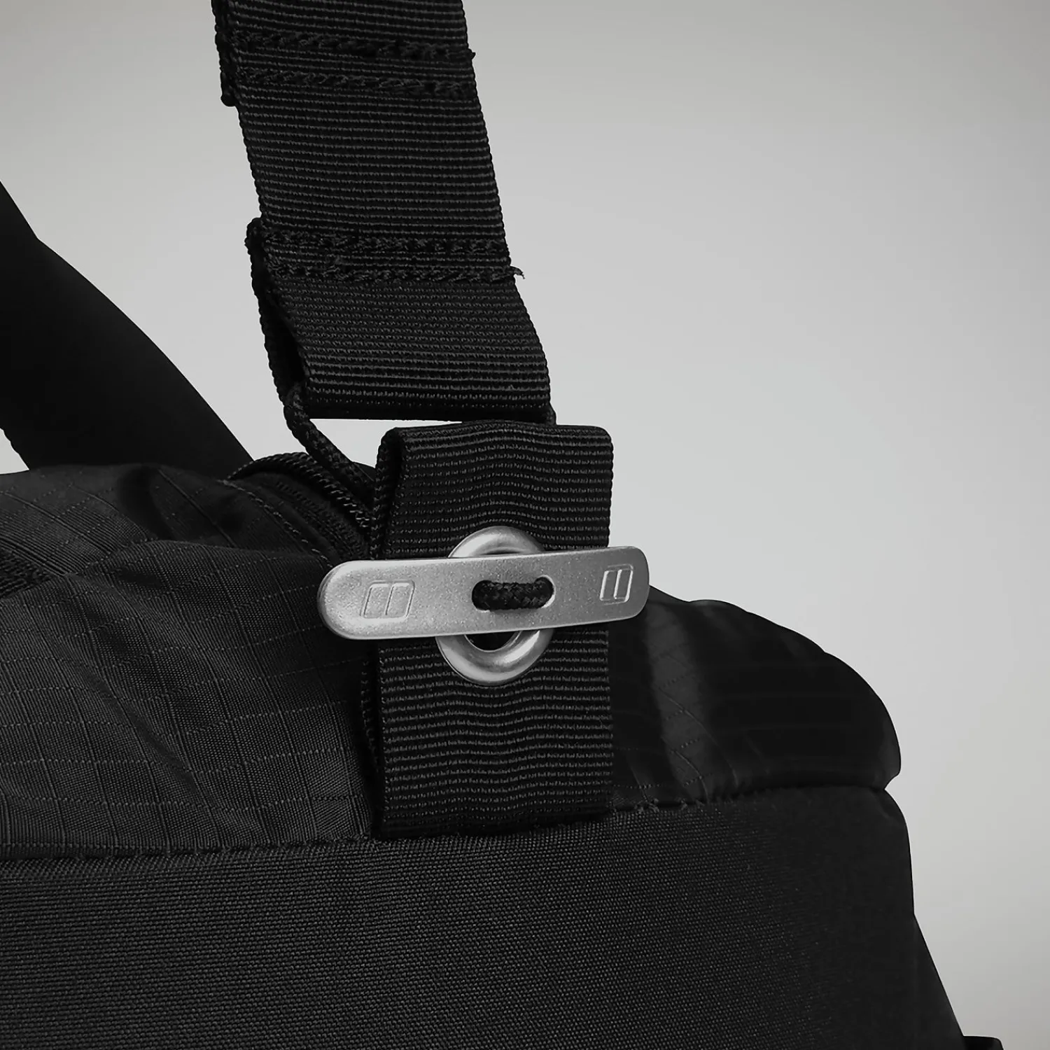 Berghaus Unisex Carryall Mule 30 - Black Clearance