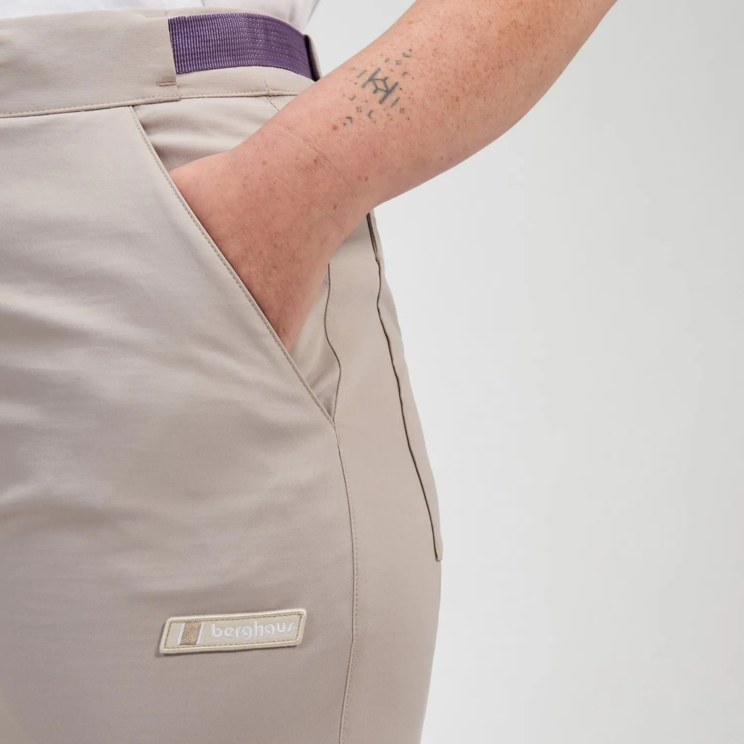 Berghaus Unisex Sunned Peak Short - Grey New