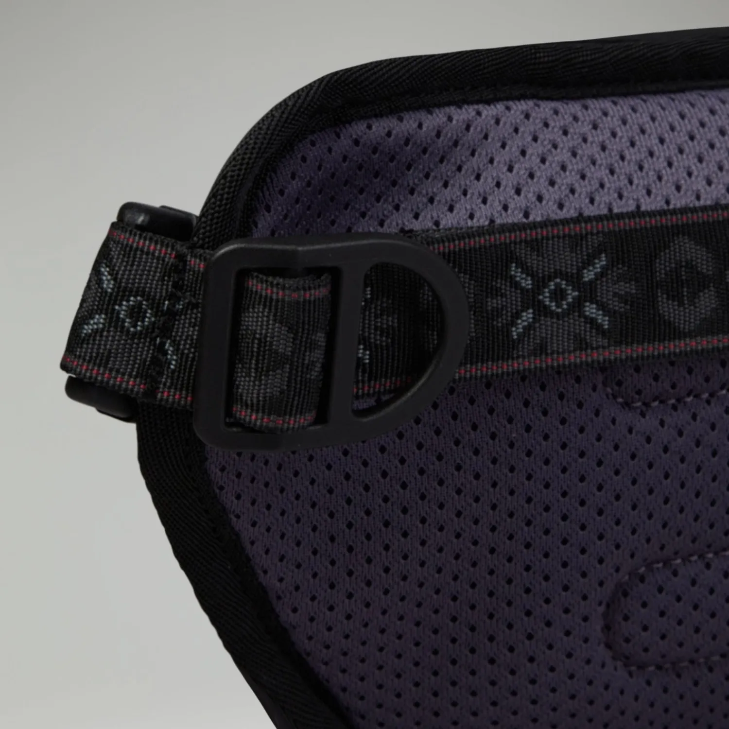 Berghaus Unisex Tramantana Bum Bag - Black Hot