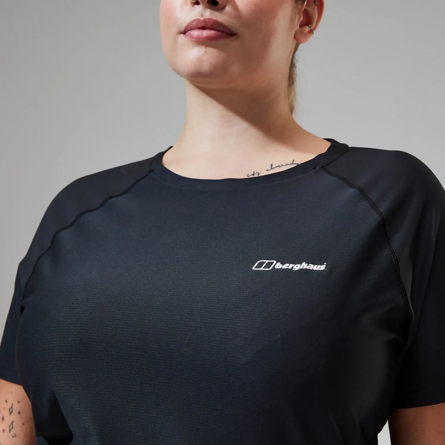 Berghaus Women's 24/7 Tech Tee Super Stretch Crew - Black Discount