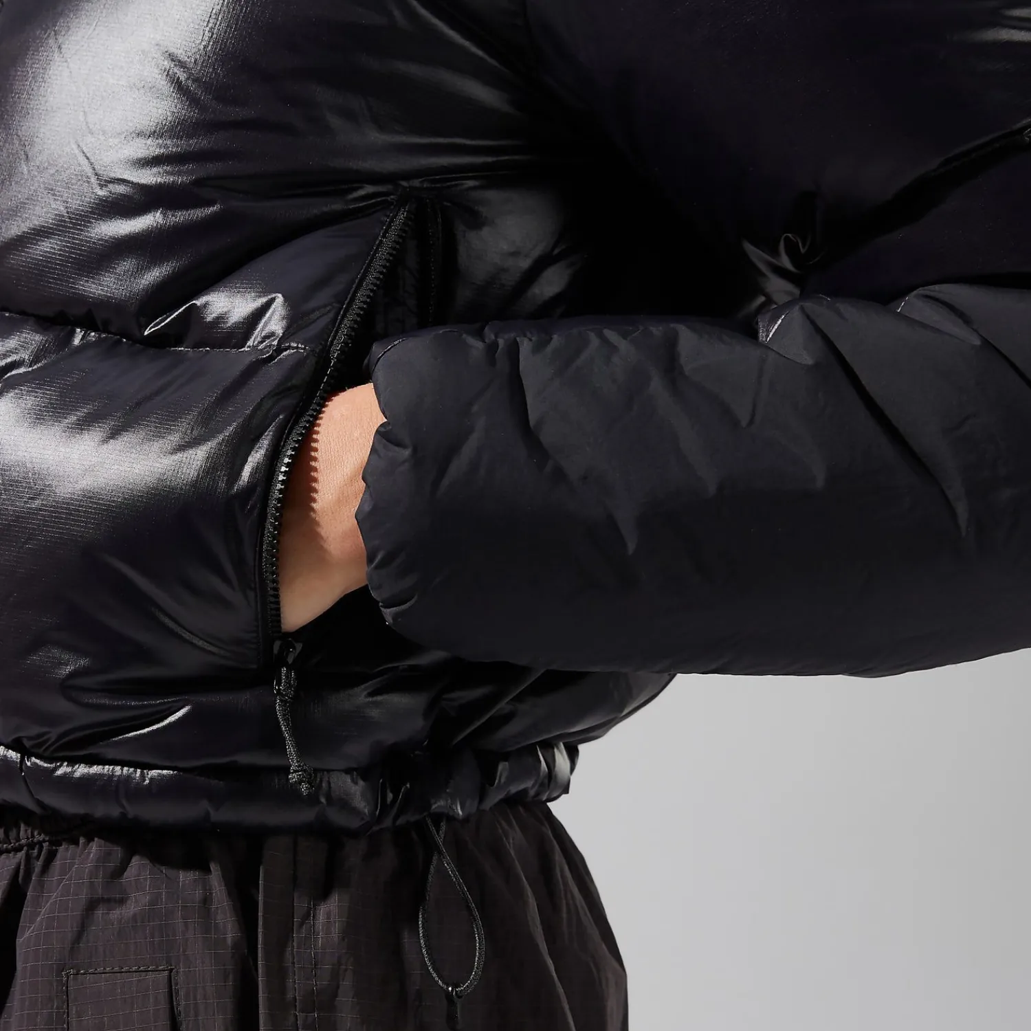 Berghaus Women's Arkos Reflect Crop Down Jacket - Black Fashion