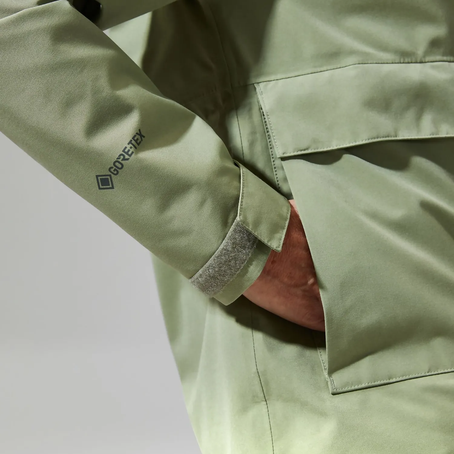 Berghaus Women's Highraise Waterproof Jacket - Green Clearance