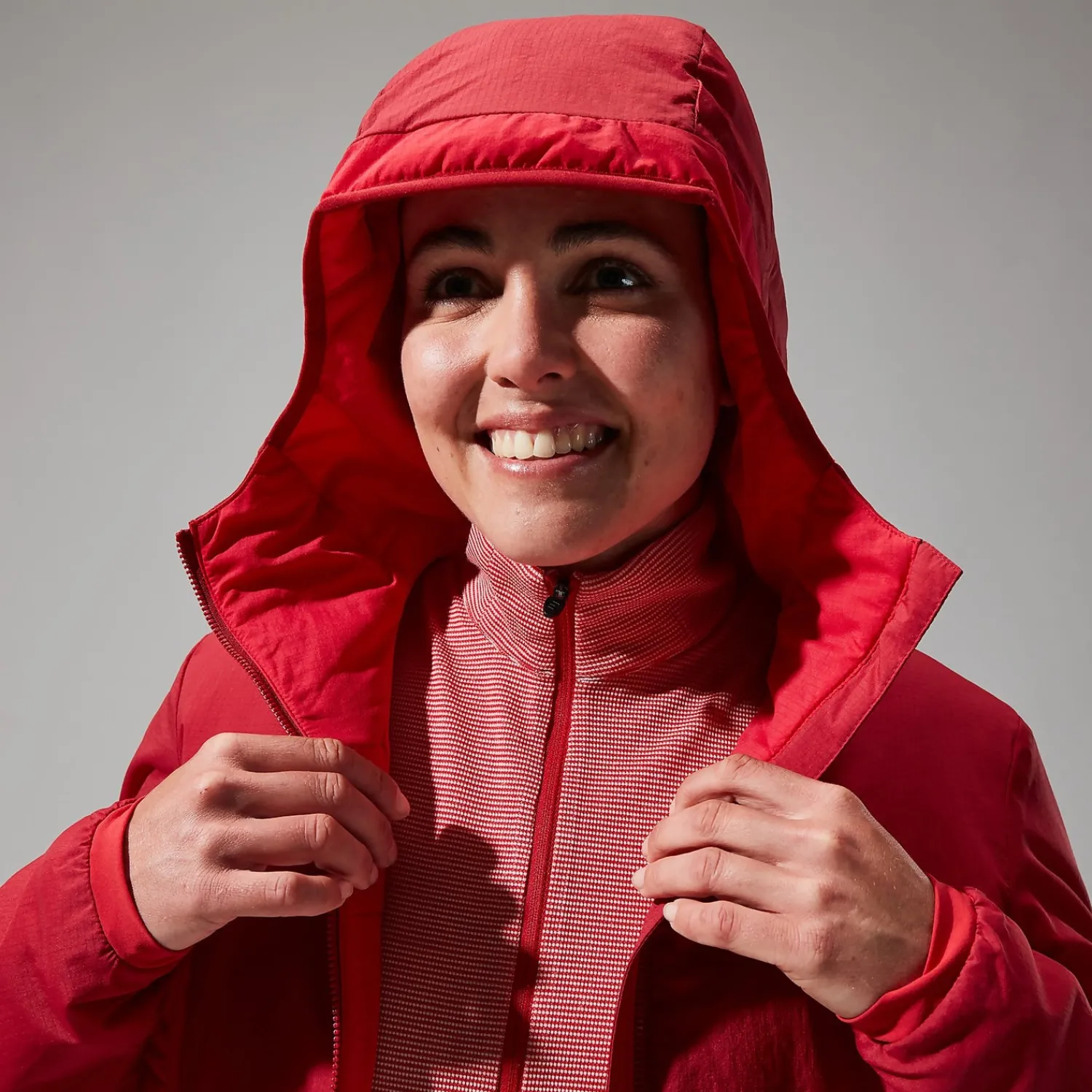 Berghaus Women's MTN Guide Long Sleeve Half Zip - Red Clearance