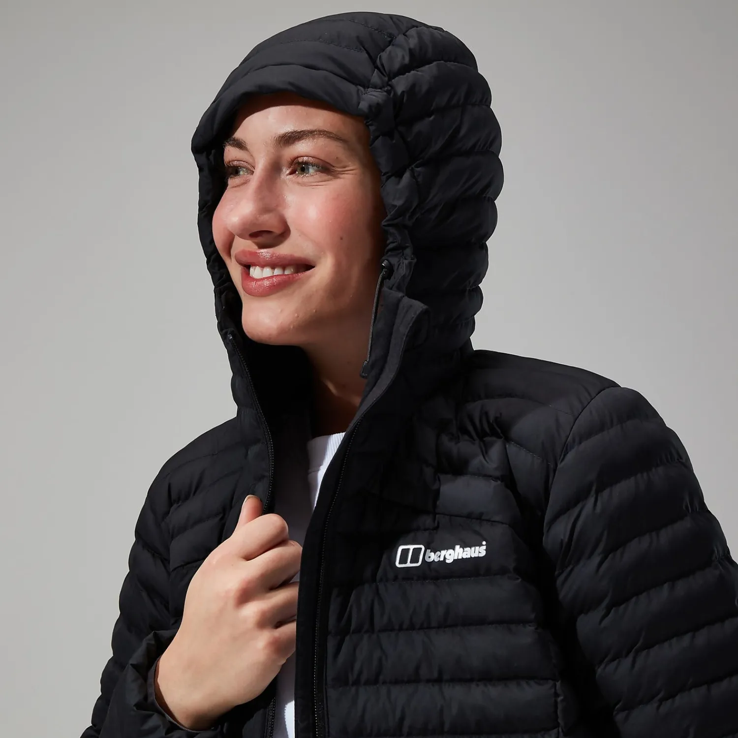 Berghaus Women's Nula Micro Jacket Long - Black Hot